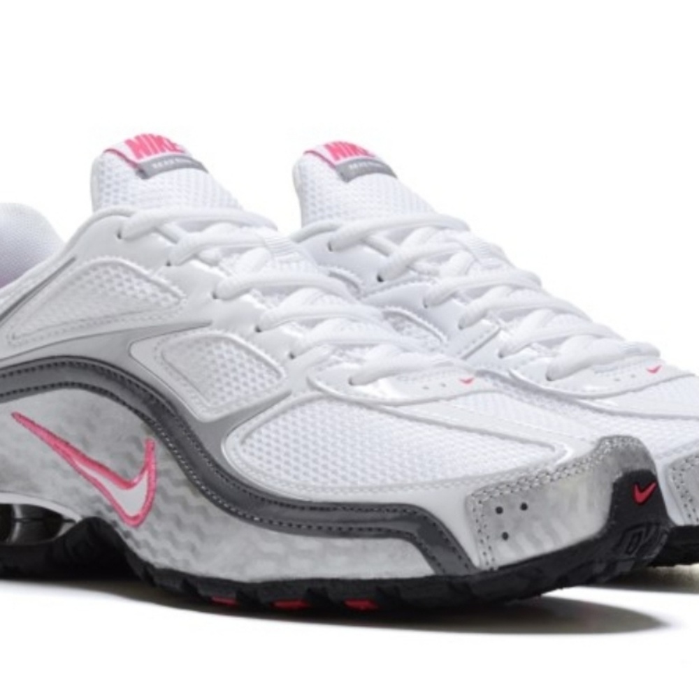Nike reax